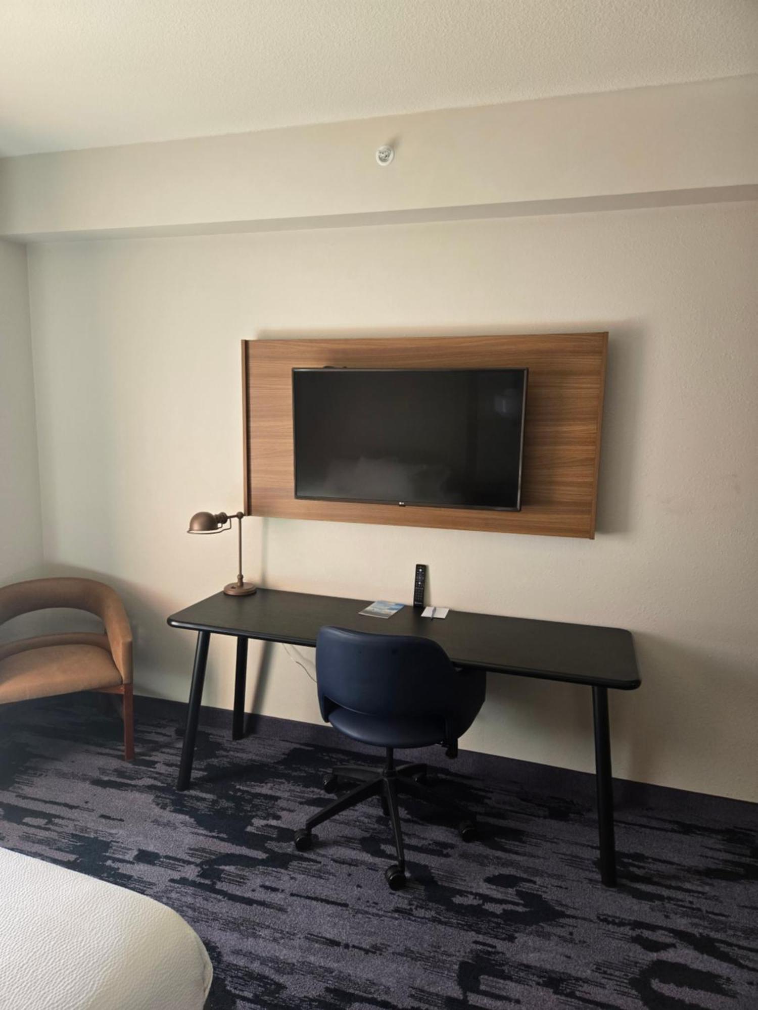 Fairfield Inn And Suites Кливланд Екстериор снимка