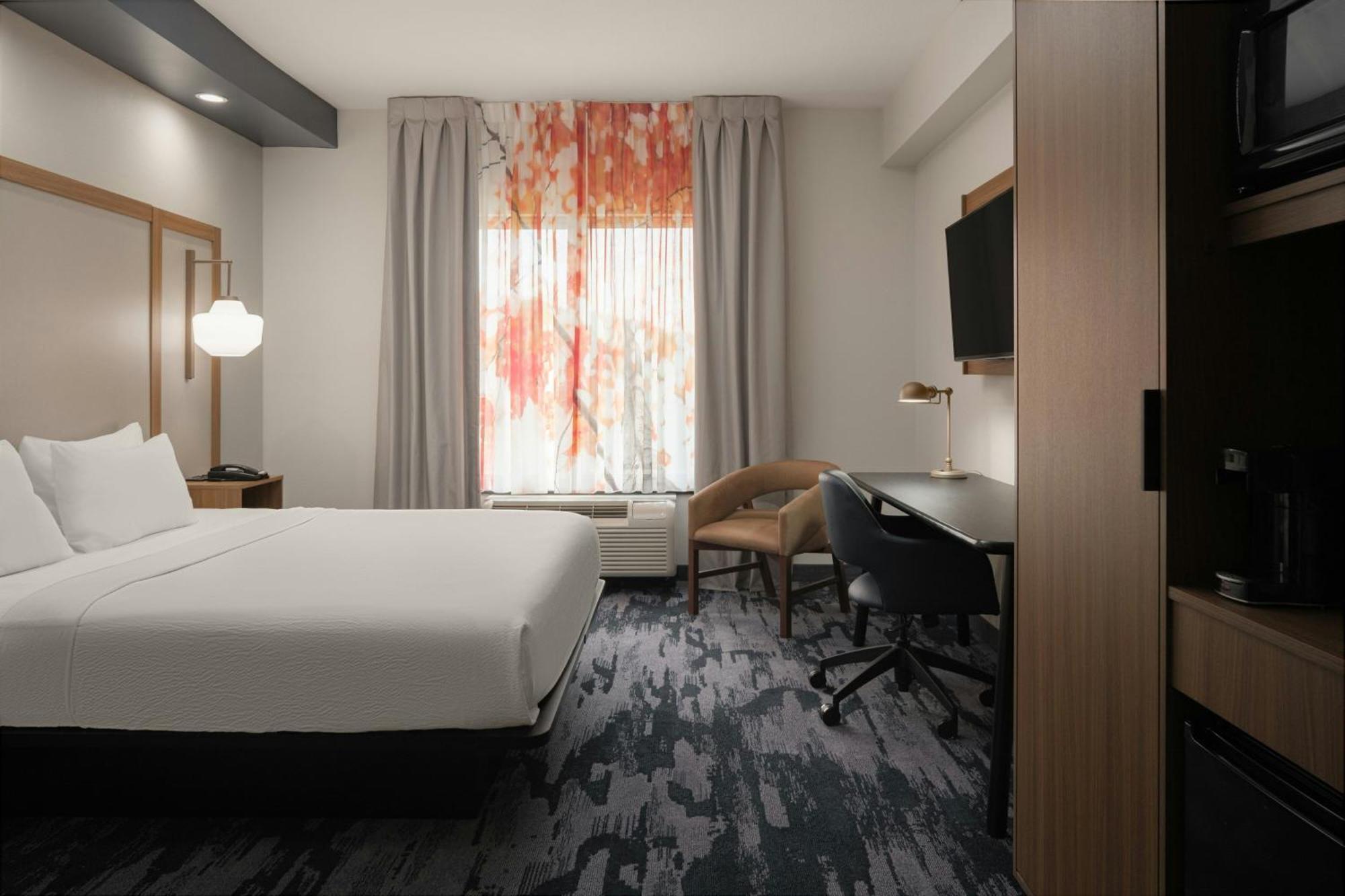 Fairfield Inn And Suites Кливланд Екстериор снимка
