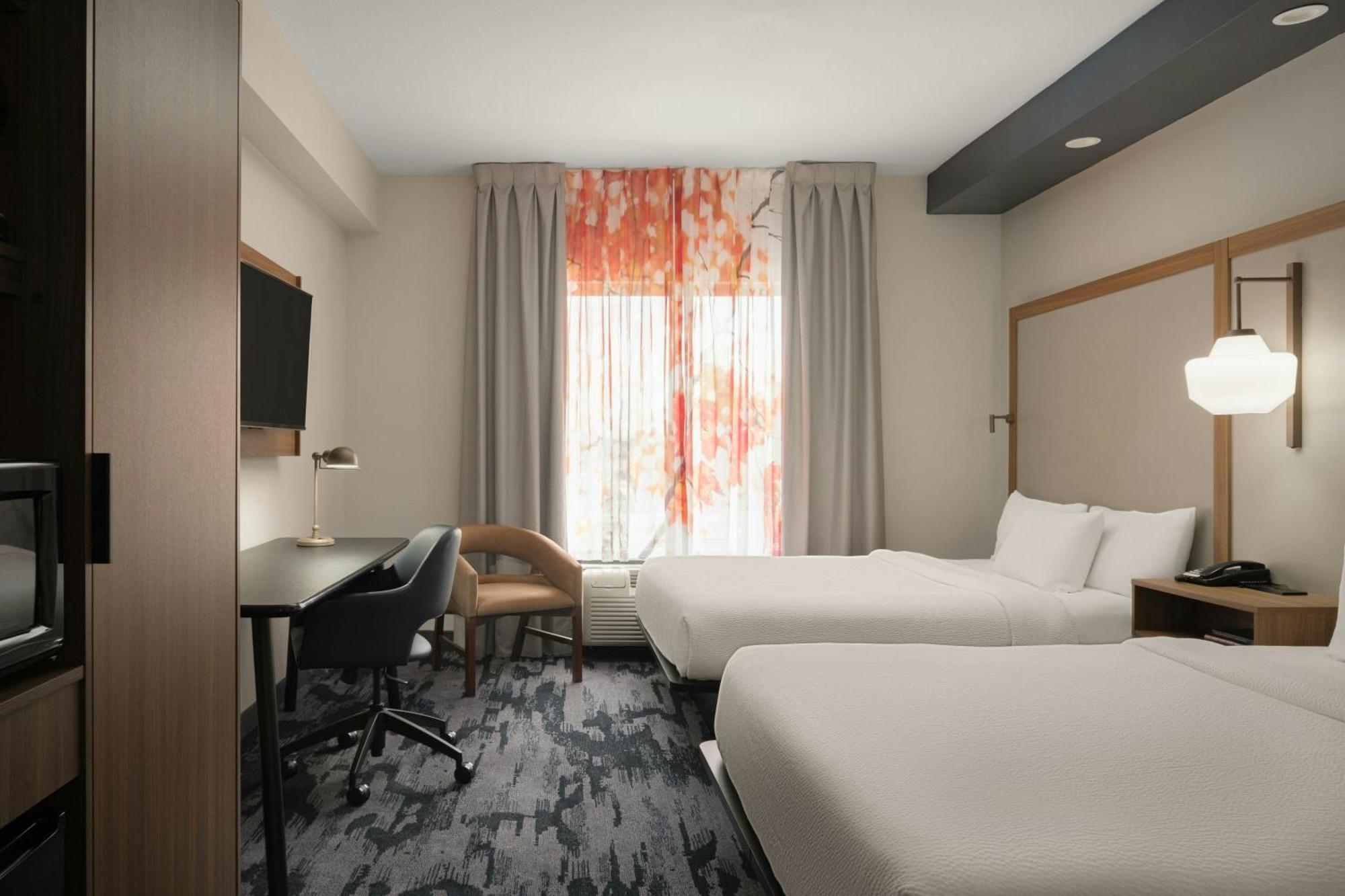 Fairfield Inn And Suites Кливланд Екстериор снимка