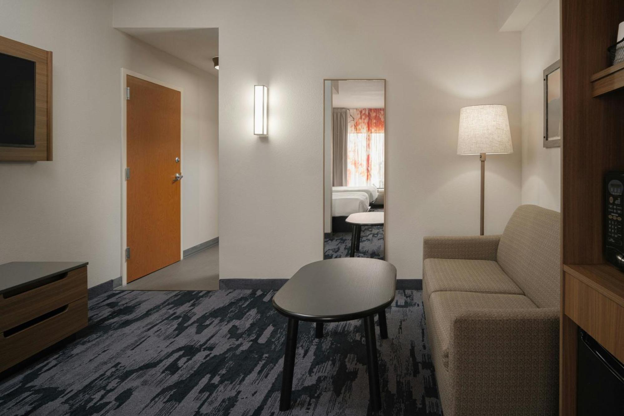 Fairfield Inn And Suites Кливланд Екстериор снимка