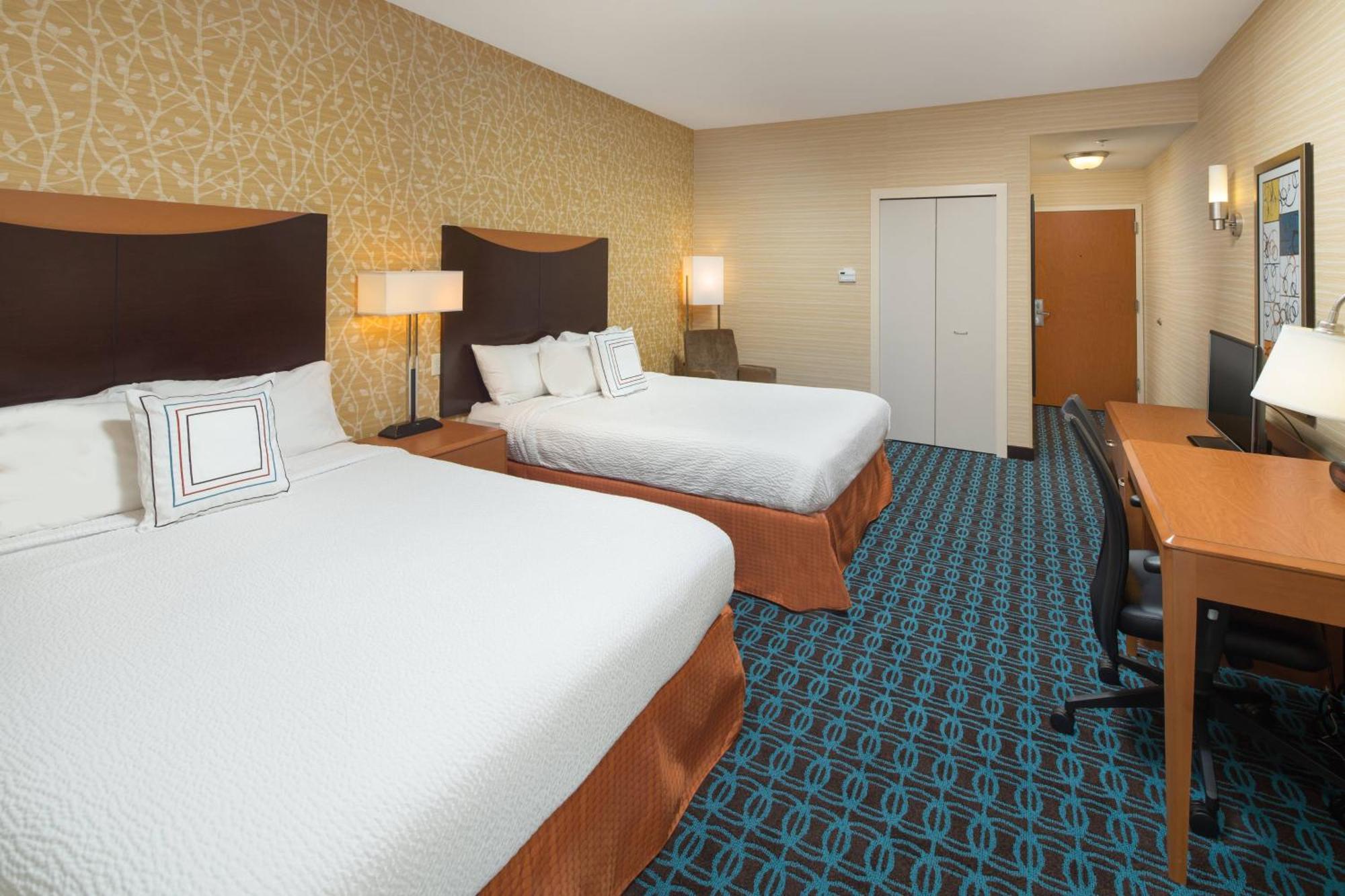 Fairfield Inn And Suites Кливланд Екстериор снимка