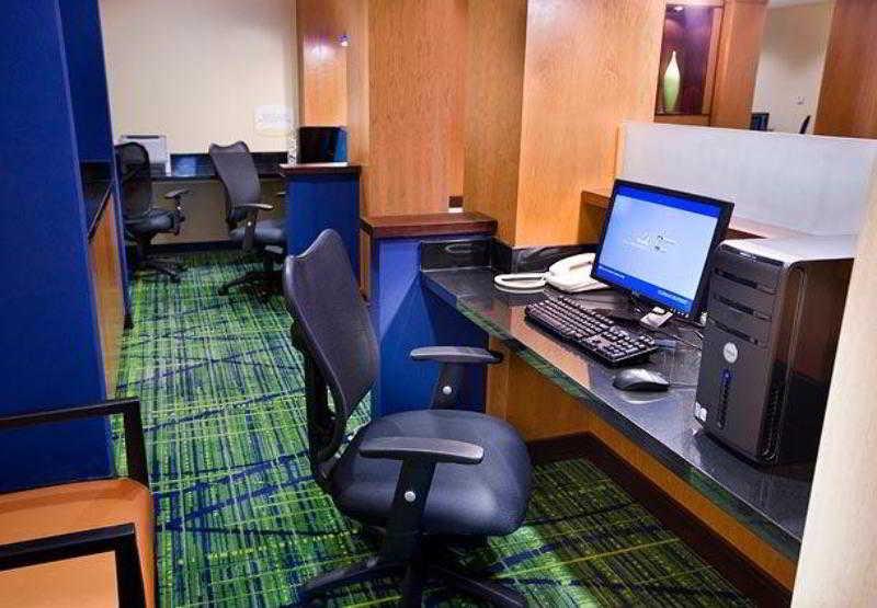 Fairfield Inn And Suites Кливланд Съоръжения снимка